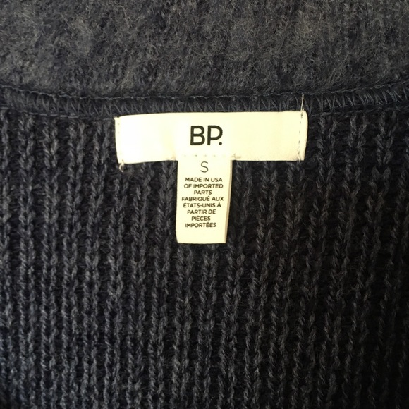 BP Fuzzy V-neck Sweater - Picture 5 of 6